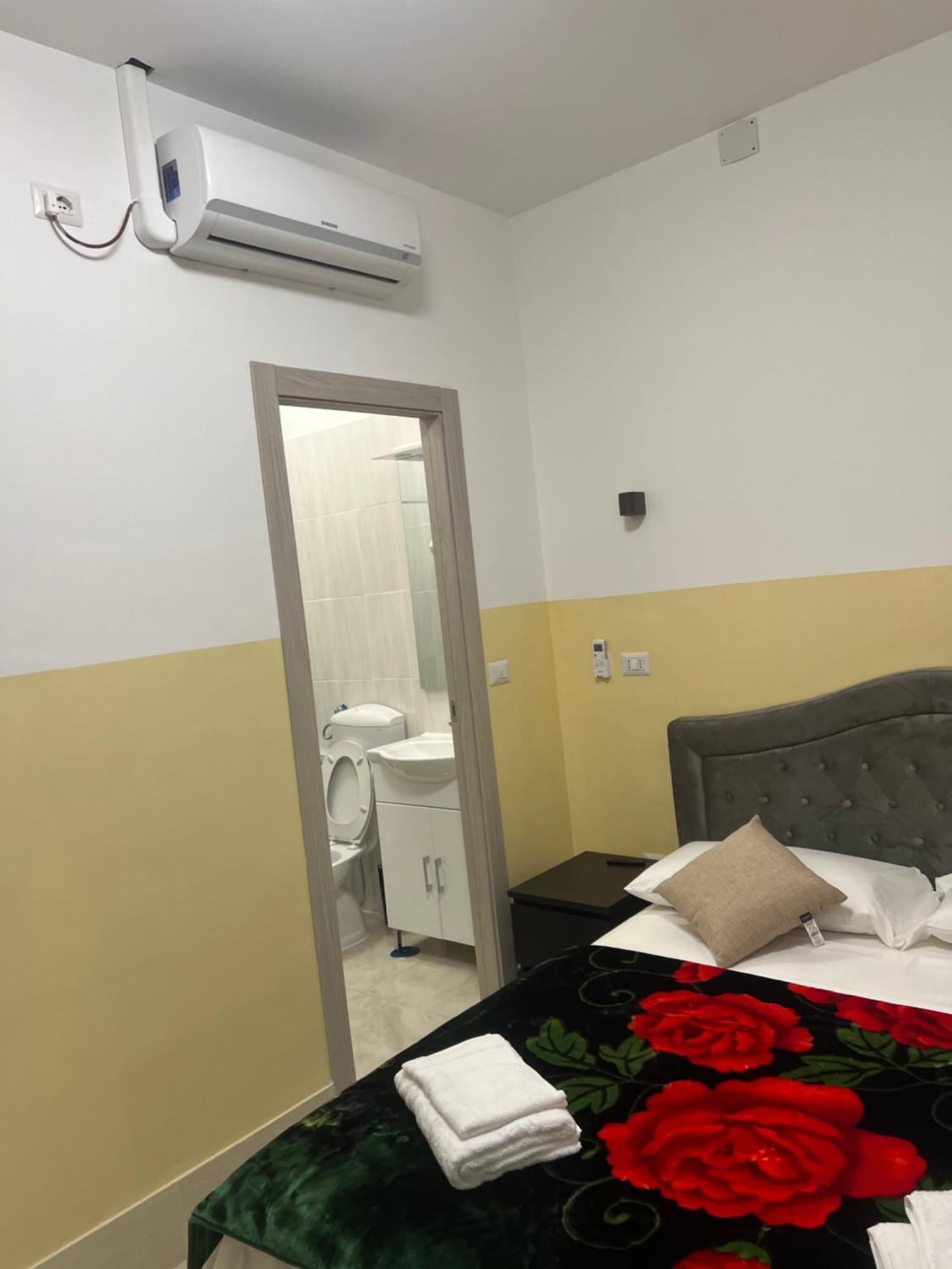 Bed and Breakfast Turati Termini Roma Exterior foto