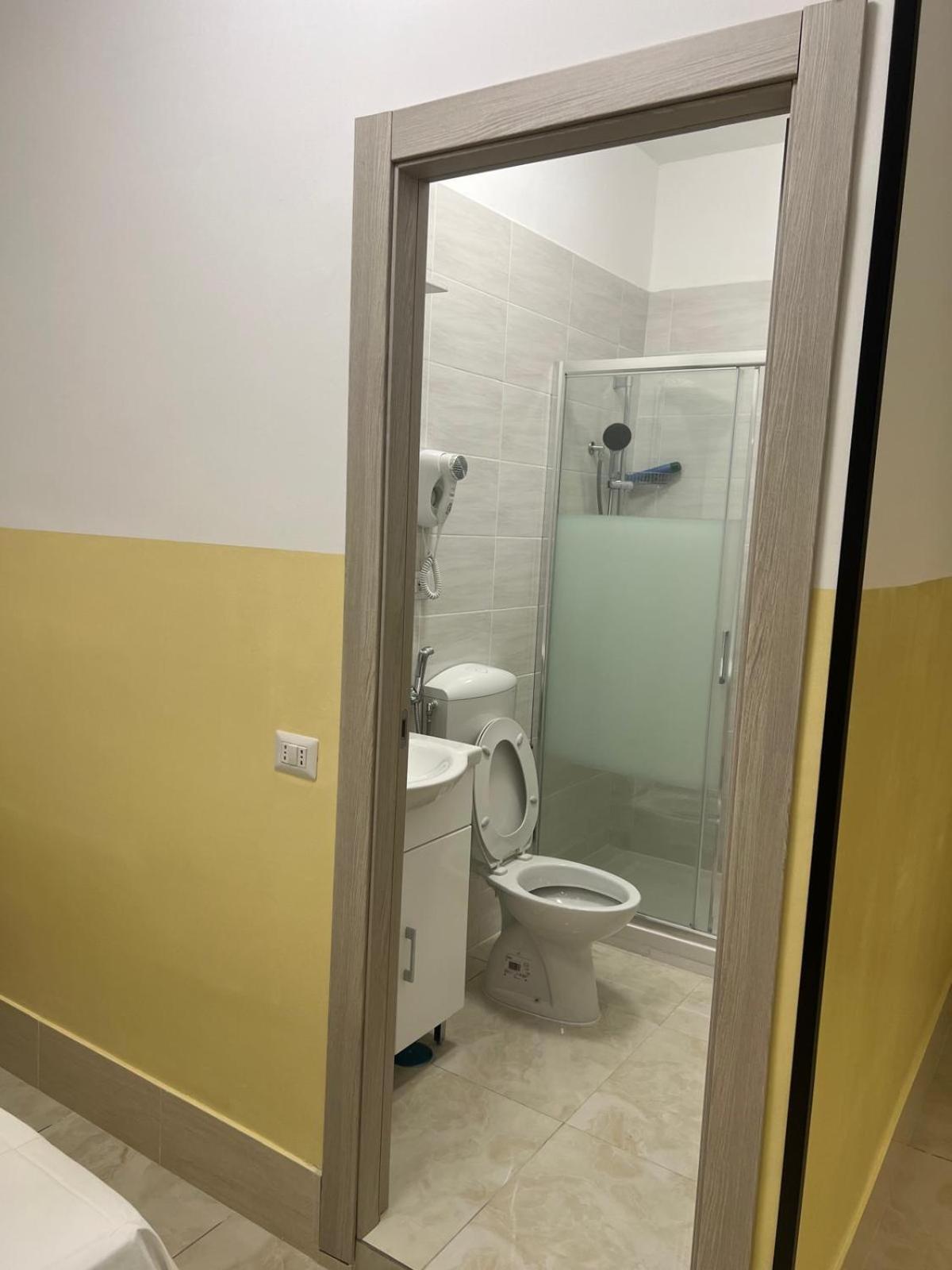 Bed and Breakfast Turati Termini Roma Exterior foto