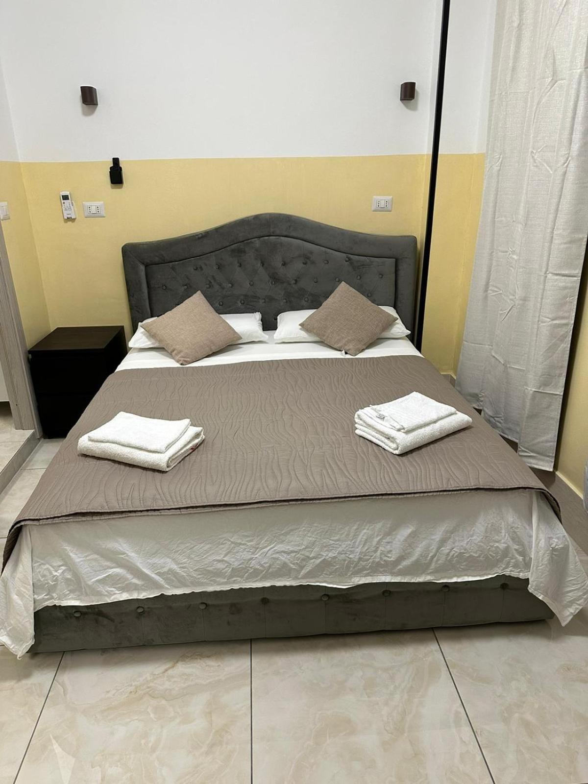 Bed and Breakfast Turati Termini Roma Exterior foto